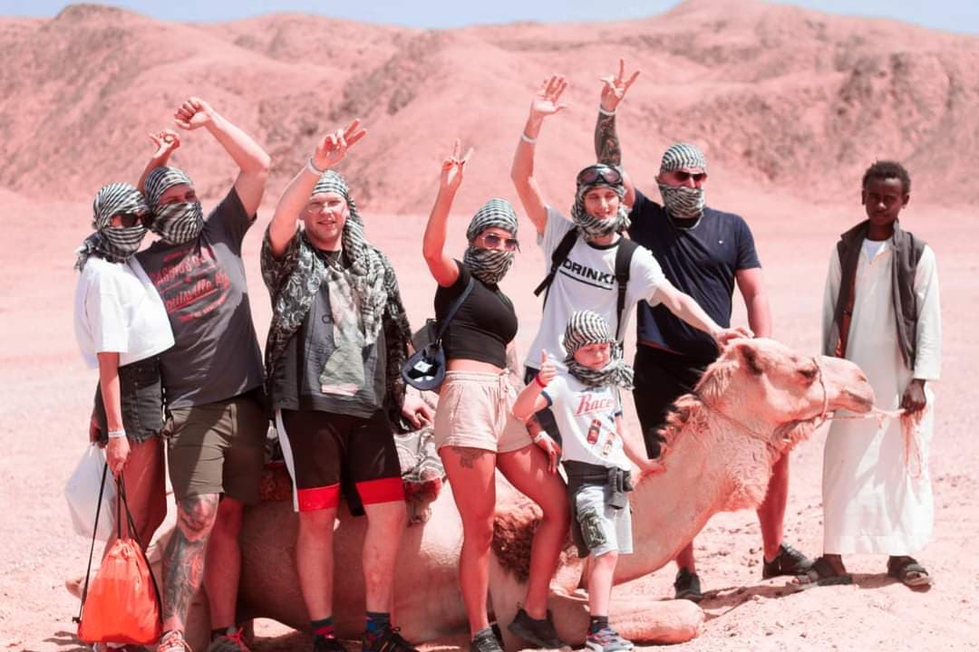 Jeep Safari Adventure in Hurghada – Bedouin Camp, Dinner & Show