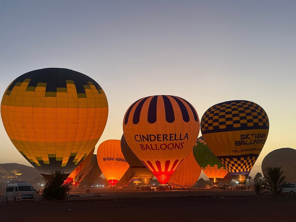 Vol en montgolfière à Louxor au lever du soleil
