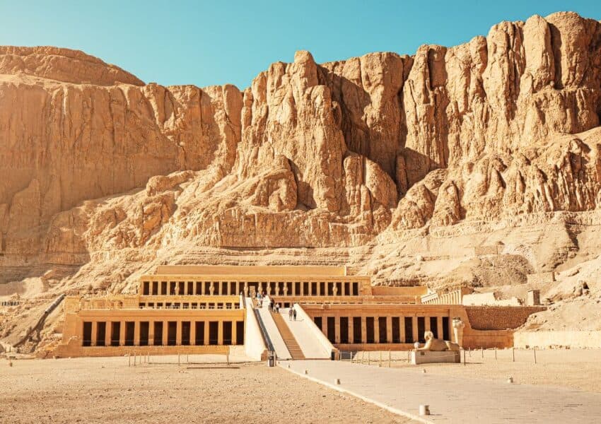 From the Red Sea to Cairo: Day Trip Planning Guide