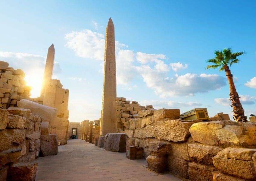 Luxor Day Tour from Hurghada: Karnak and the West Bank
