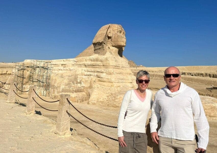 Cairo Day Trip from Caves Beach Resort: Pyramids, Sphinx and Museum